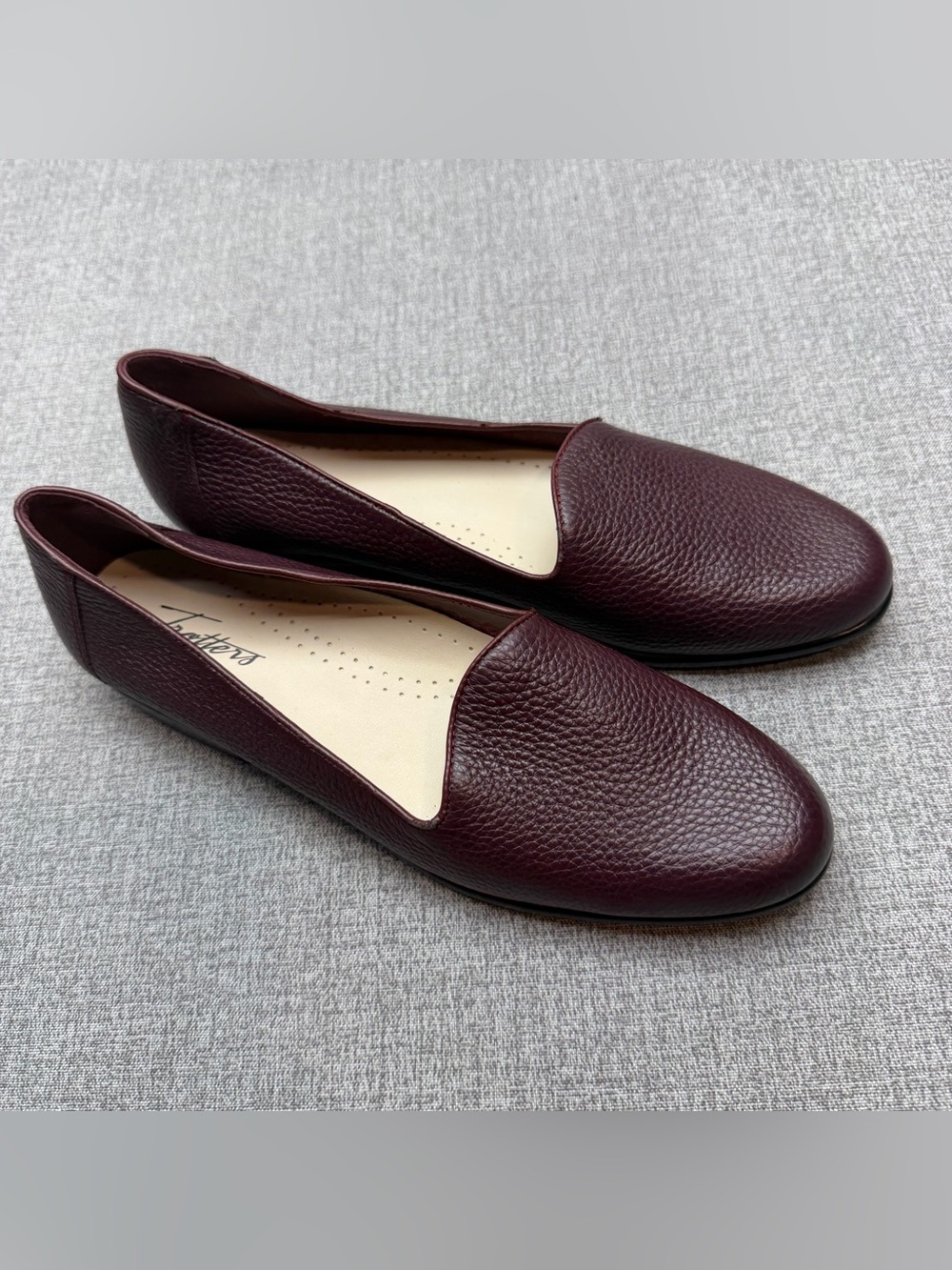 Trotters Liz Burgundy Tumbled Leather Loafers - Picture 2 of 11